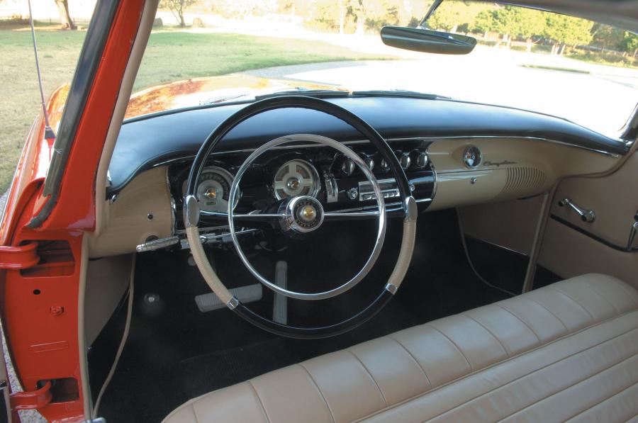 Торпедо Chrysler C-300 1955 года  (фото 17 из 98)